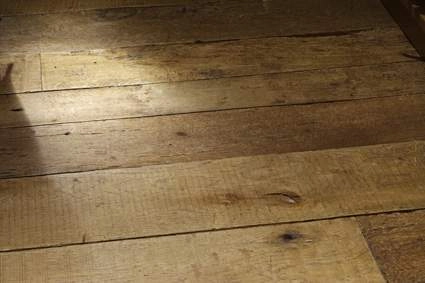 Plancher de grange XVIIIe en chêne Plancher de grange XVIIIe en chêne